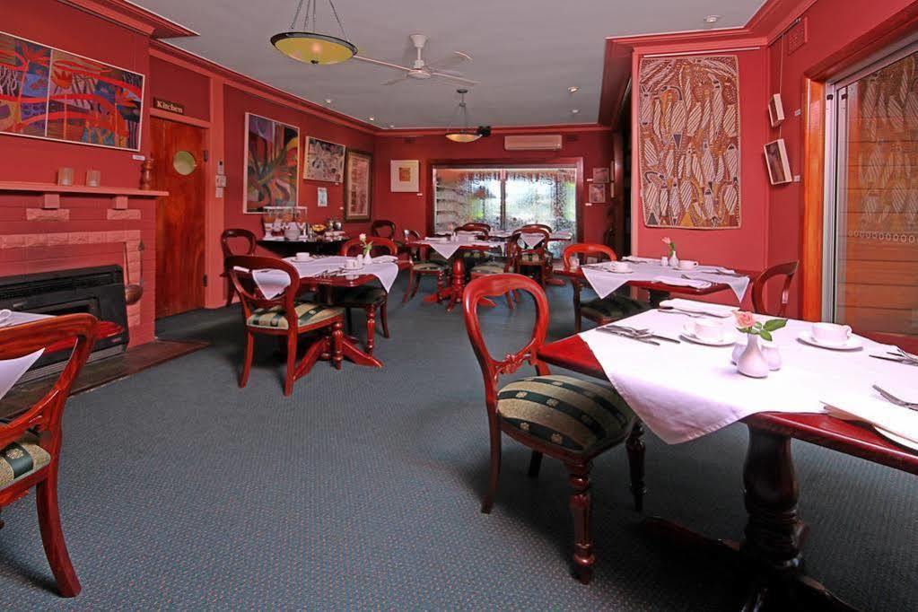 Oasis Inn Ulladulla - Welcoming Guests 18 Years And Older Exterior photo